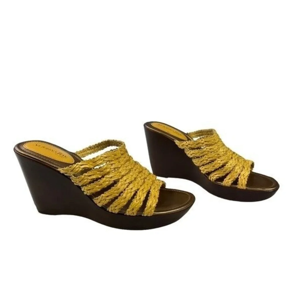 St Johns Bay Wedge Sandals 8M Yellow Woven Beach Boho Summer Vacation Platform‎